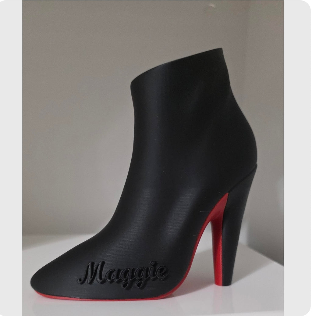 Red bottom Bootie Heel Shoe makeup brush holder (Instructions in description)